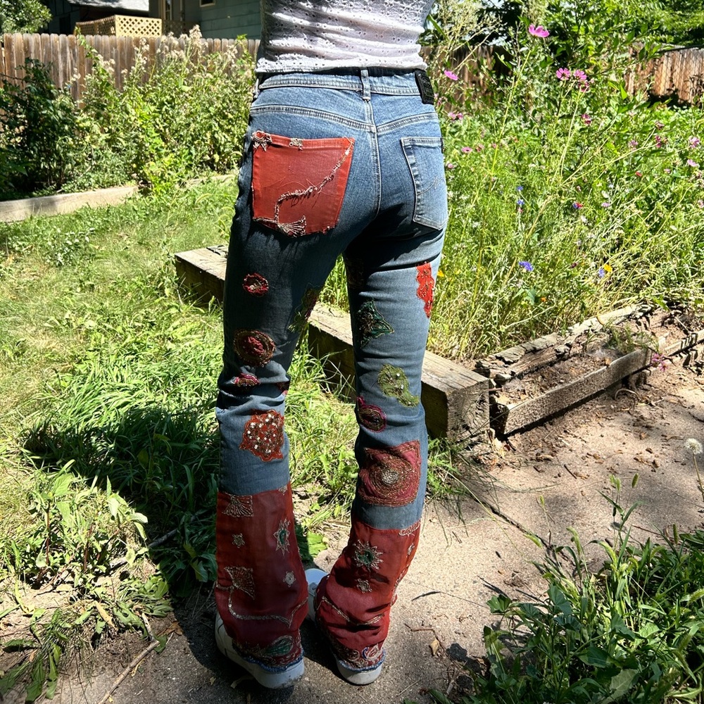 Y2K Parasuco beaded low rise jeans!